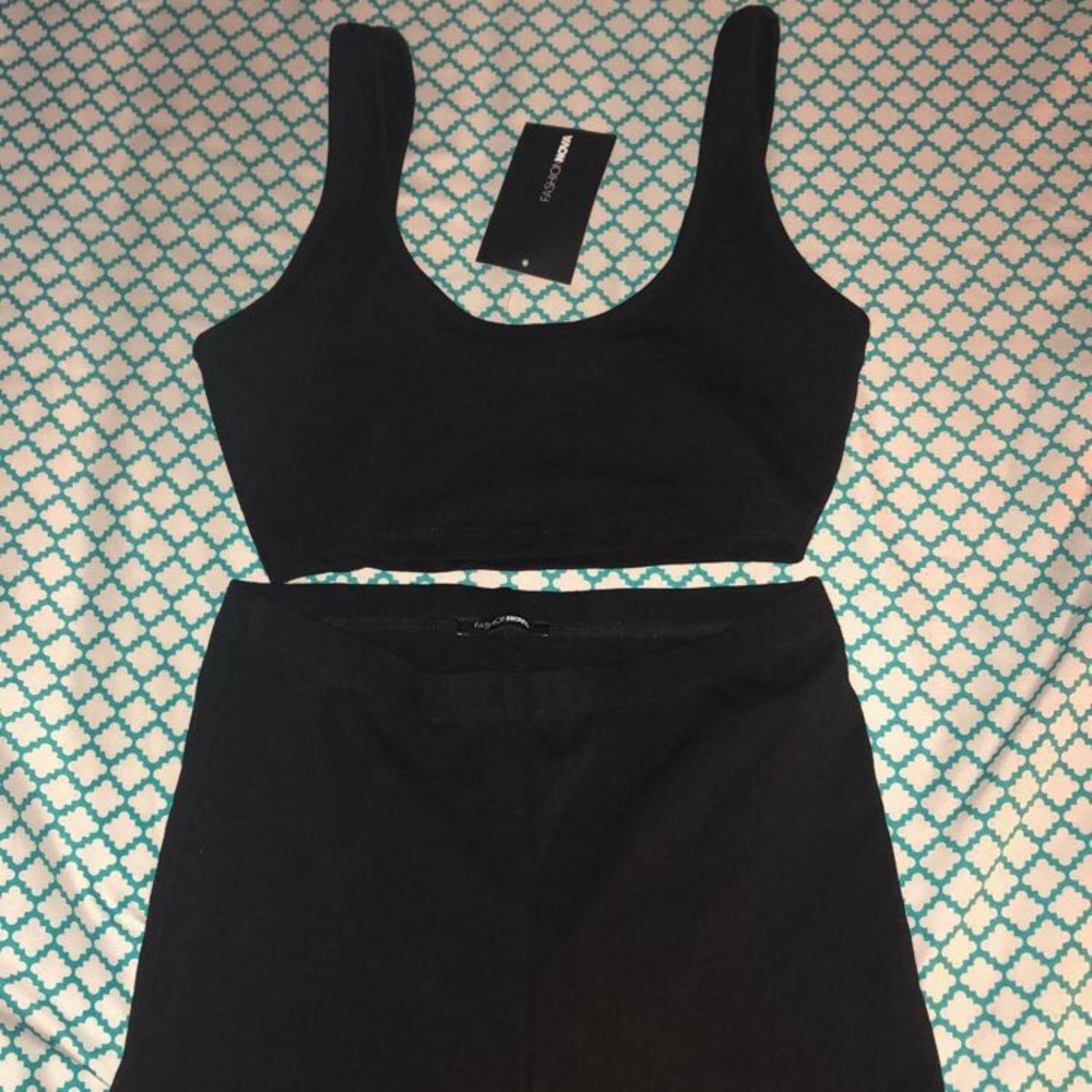 2 piece black set